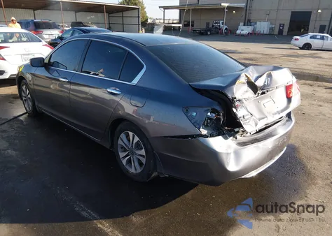 2015 Honda Accord Lx z USA, uszkodzony, nr VIN 1HGCR2F37FA080224